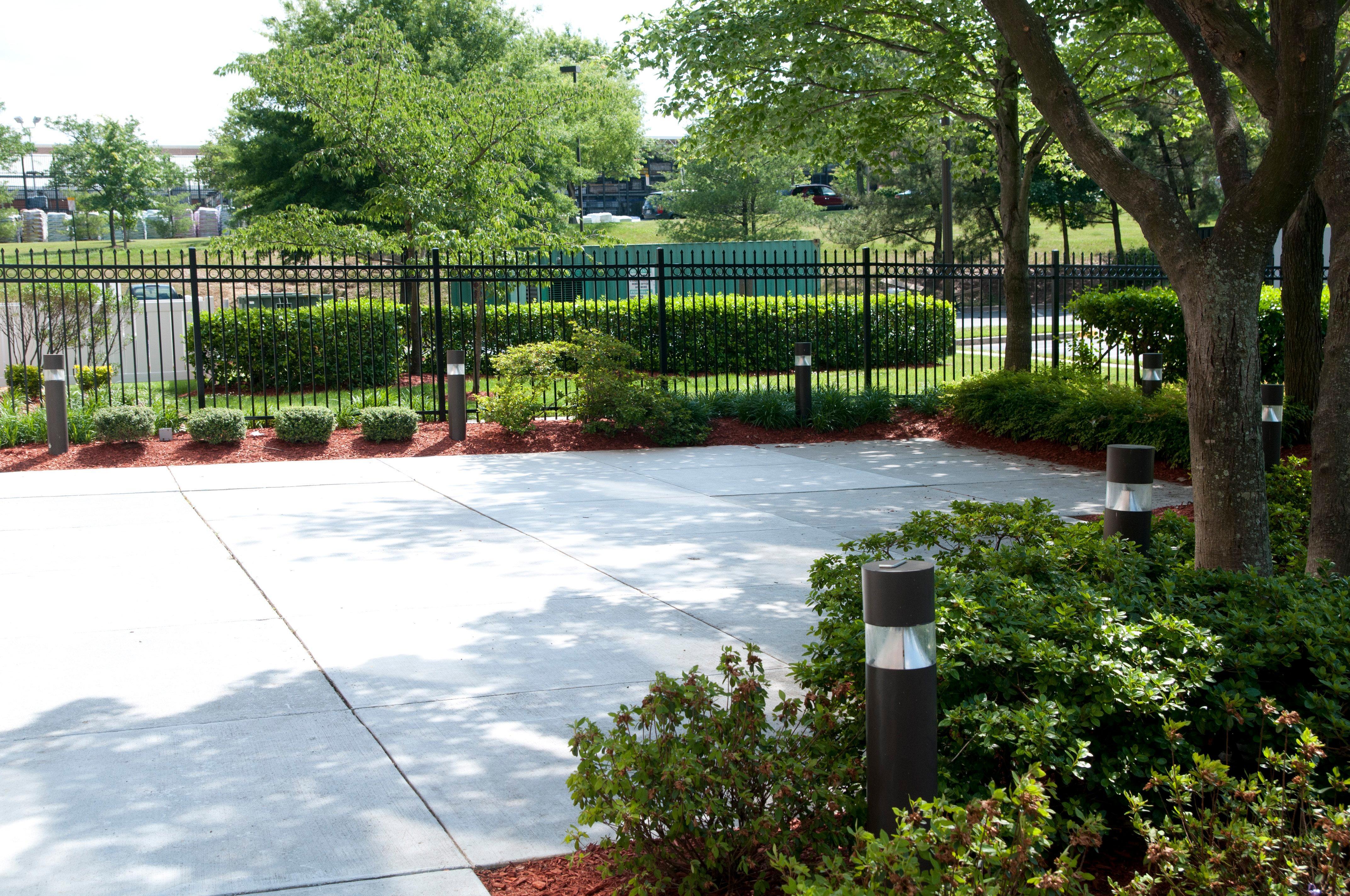 Holiday Inn Express & Suites Laurel Lakes By Ihg Exterior foto