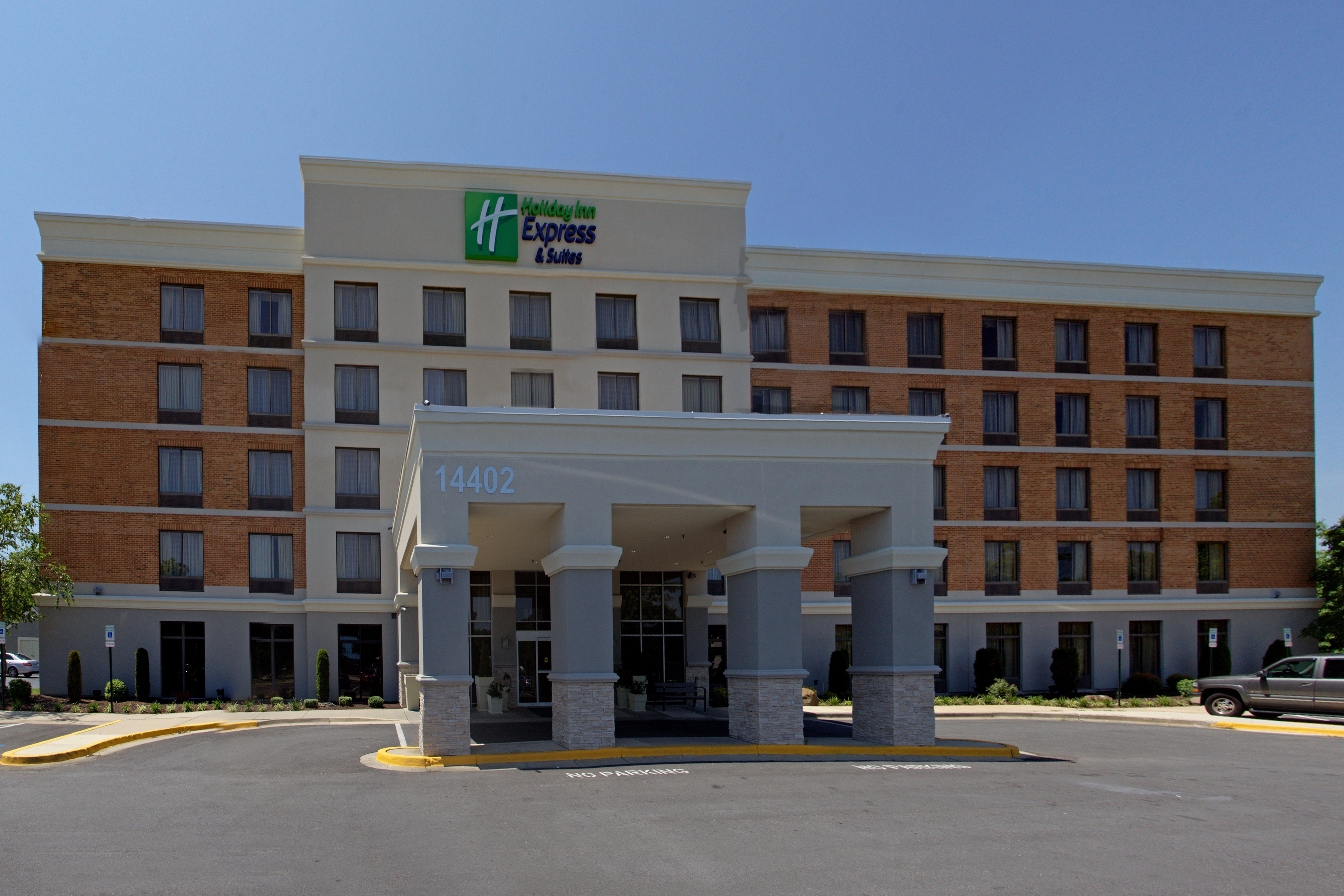 Holiday Inn Express & Suites Laurel Lakes By Ihg Exterior foto