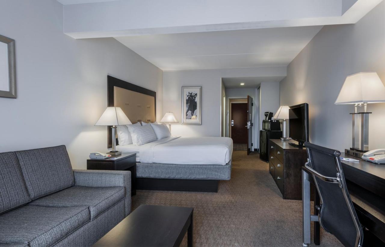 Holiday Inn Express & Suites Laurel Lakes By Ihg Exterior foto